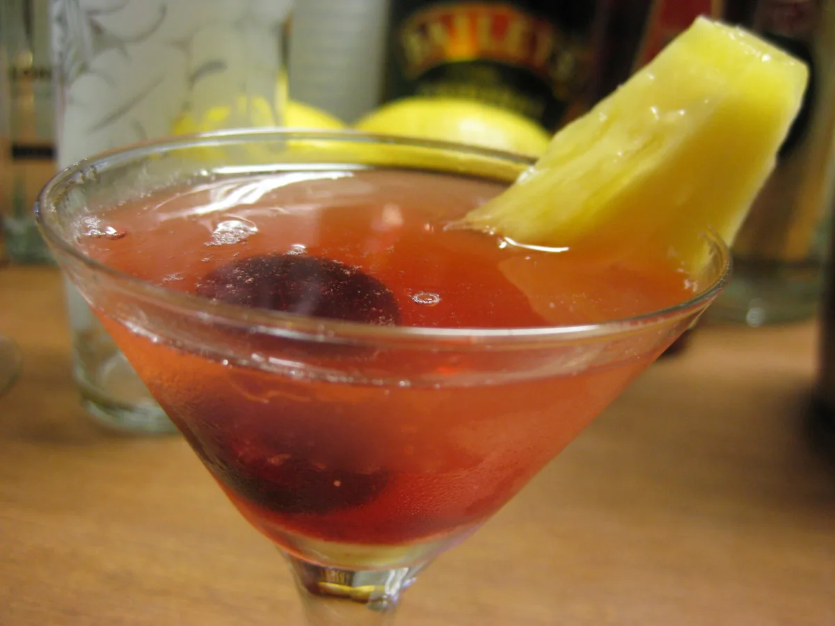 Grass Skirt Cocktail