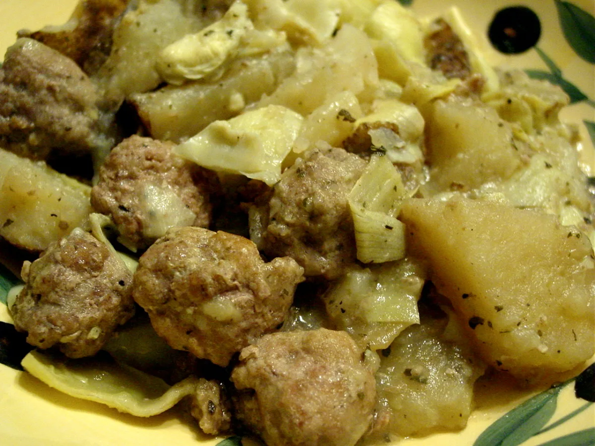 Greek-Style Slow cooker Sausage and Artichokes