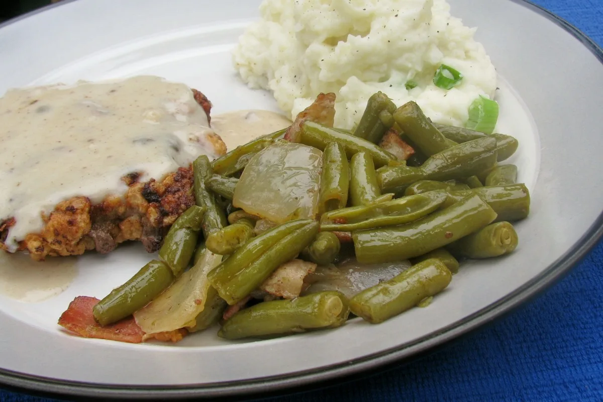 Green Beans and Caramelized Onions