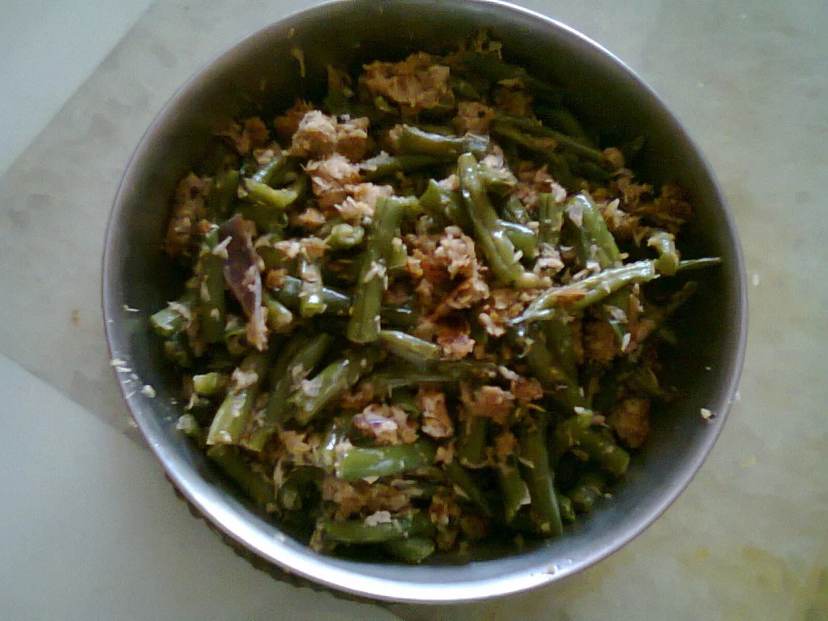 Green Beans Thoran (Green Beans With Coconut)