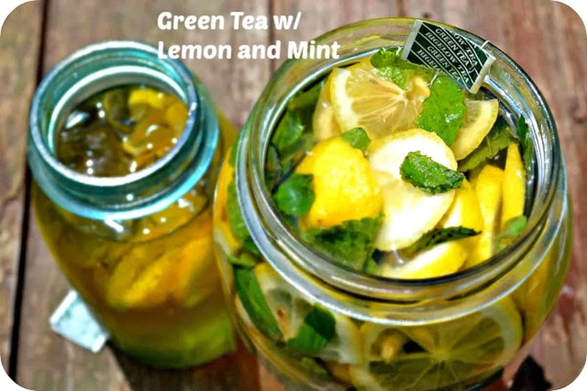 Green Tea With Lemon and Mint