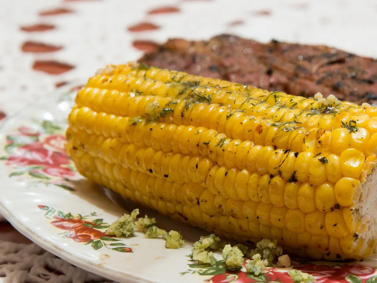 Grilled Corn with Garlic Dill Butter