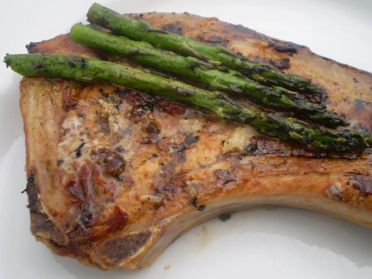 Grilled Pork Chops (Chuletas Asado a La Parrilla)