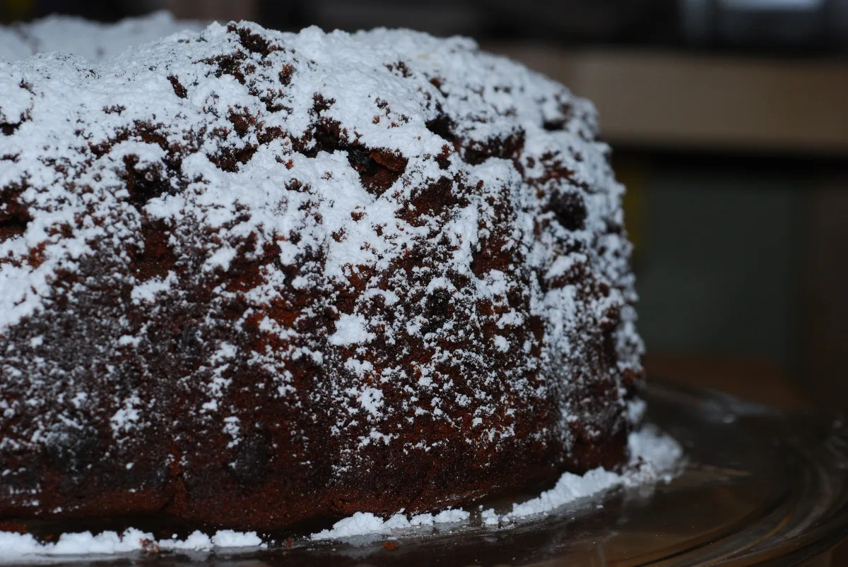 Hershey's Milk Chocolate Chip Pecan Pound Cake