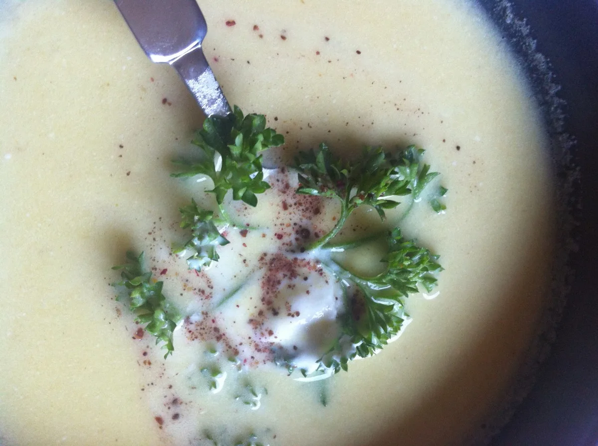 Hummus Soup