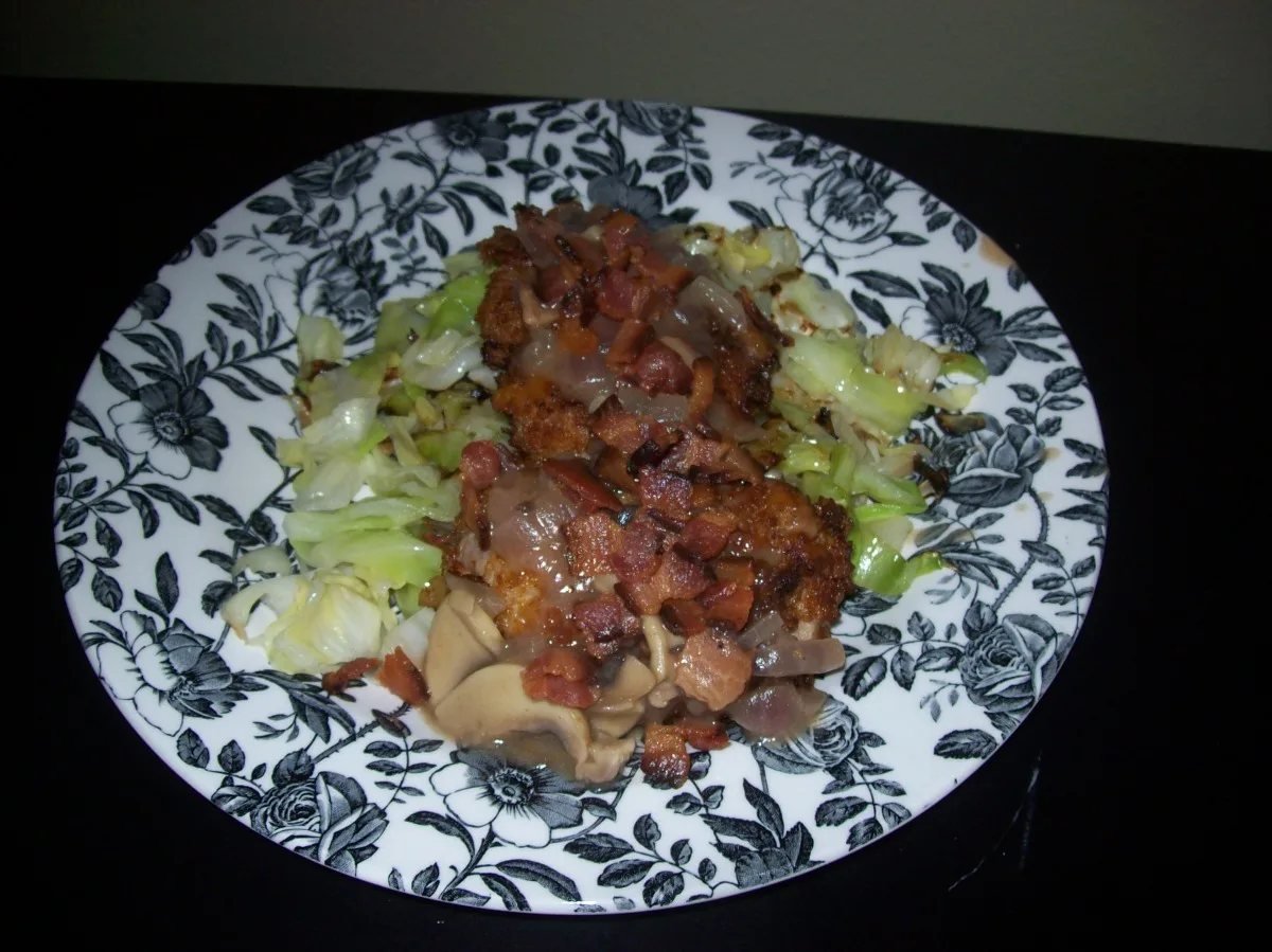 Jagerschnitzel With Bacon Mushroom Gravy