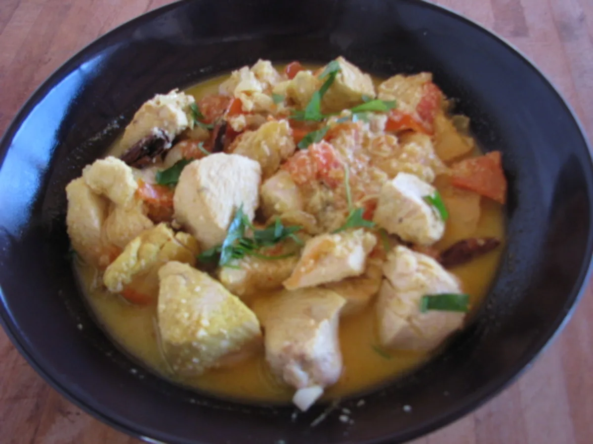 Kandian Chicken Curry