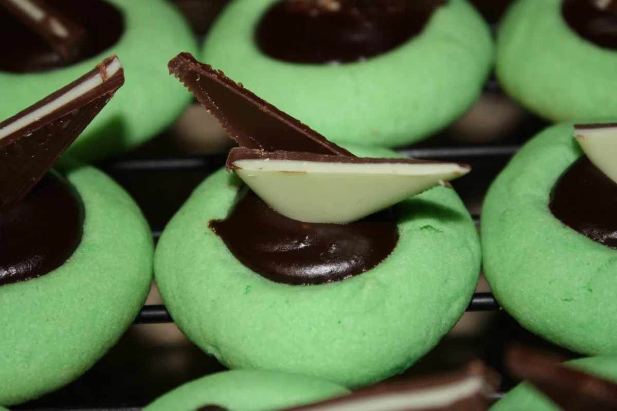 Kelly's Amazing Andes Mint Thumbprint Cookies