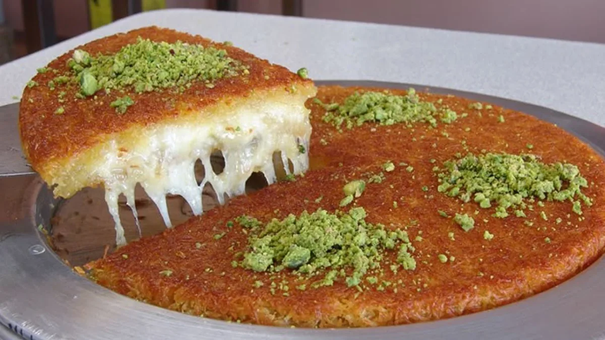 Kunefe (A Sweet Cheese Pastry made with Kadaifi)
