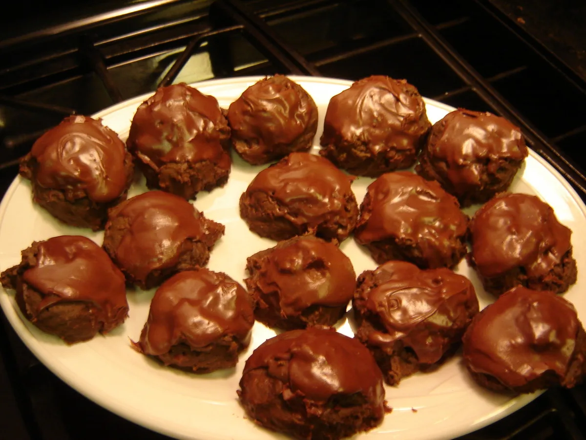 Lannette's Frosted Chocolate Drop Cookies