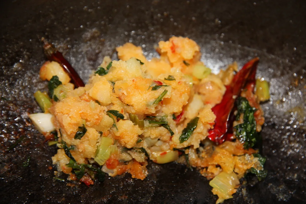 Lao Nai Yang Yu (Chinese Spicy Mashed Potatoes)
