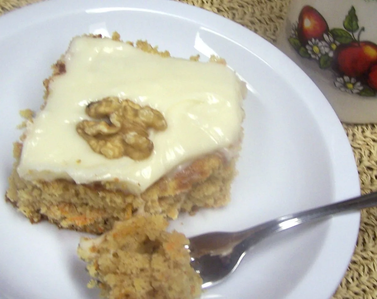 Low-Fat Carrot Cake With Cream Cheese Frosting