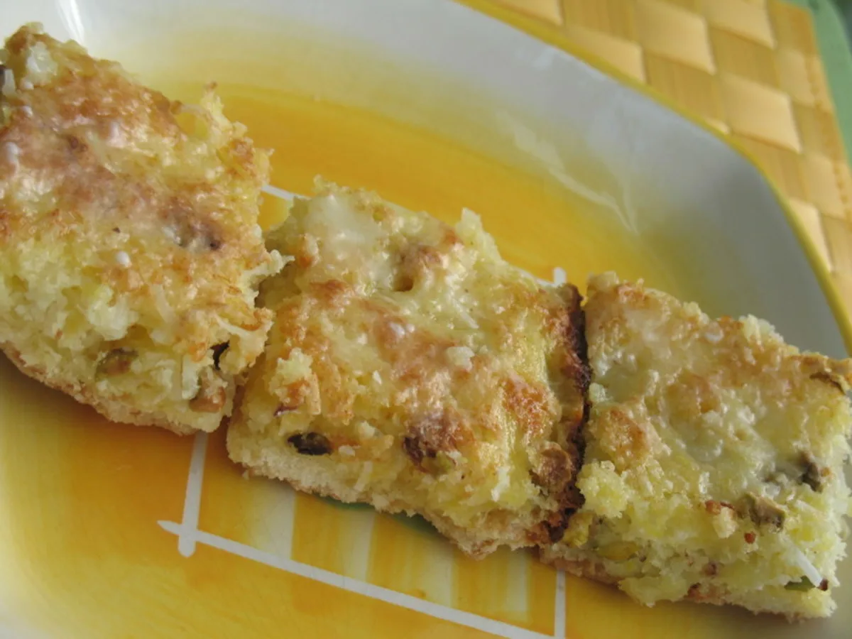 Macadamia Nut Pina Colada Bars