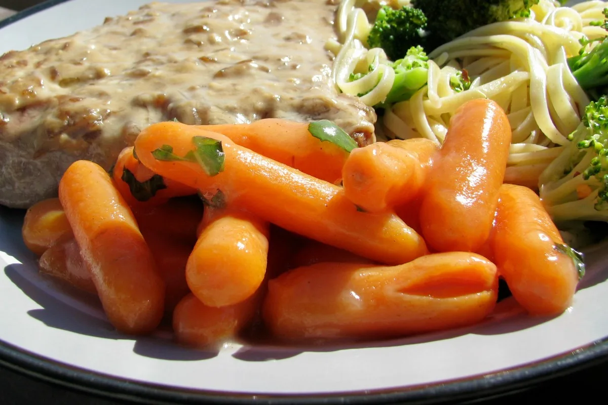 Minted Baby Carrots