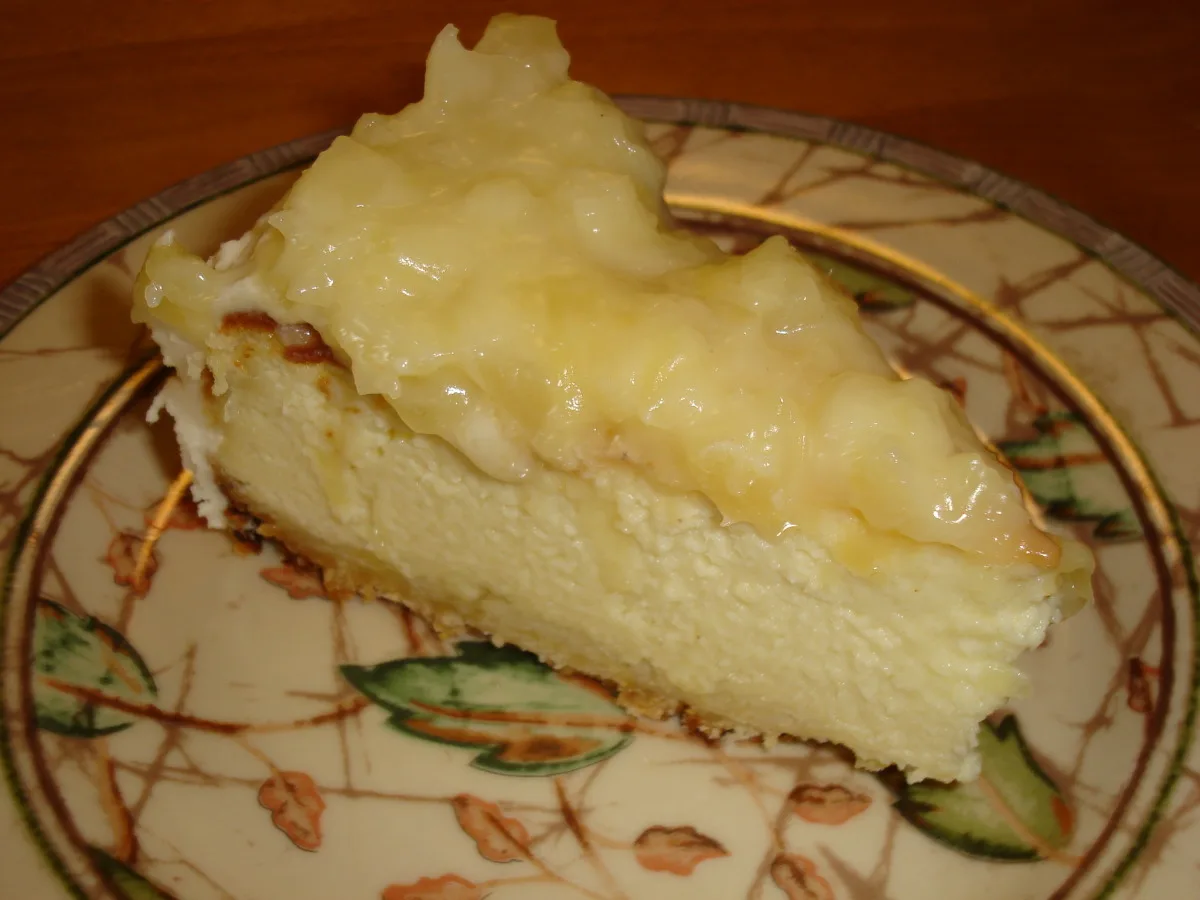 Mmmm Smooth & Creamy Coconut Cheesecake