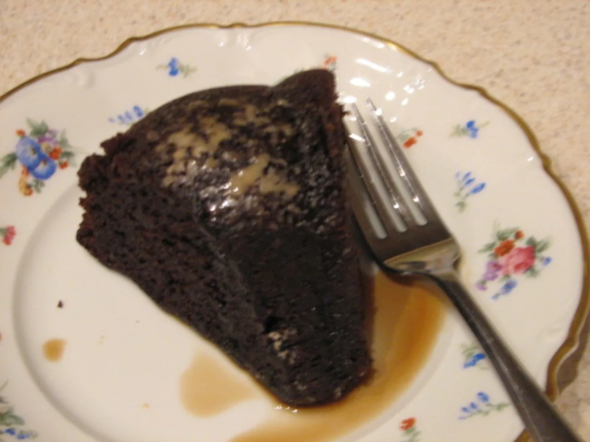 Moisten & Flavor the Cake With This Simple Syrup
