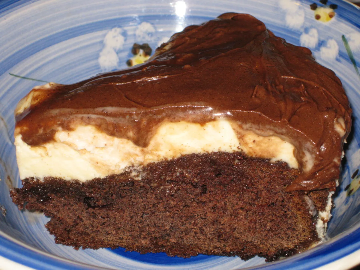 Mud-Slide Ice Cream Cake