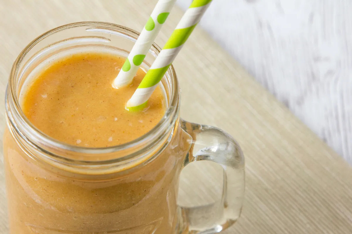My Huge-Mongous Pumpkin Smoothie (Healthy, Low Cal)