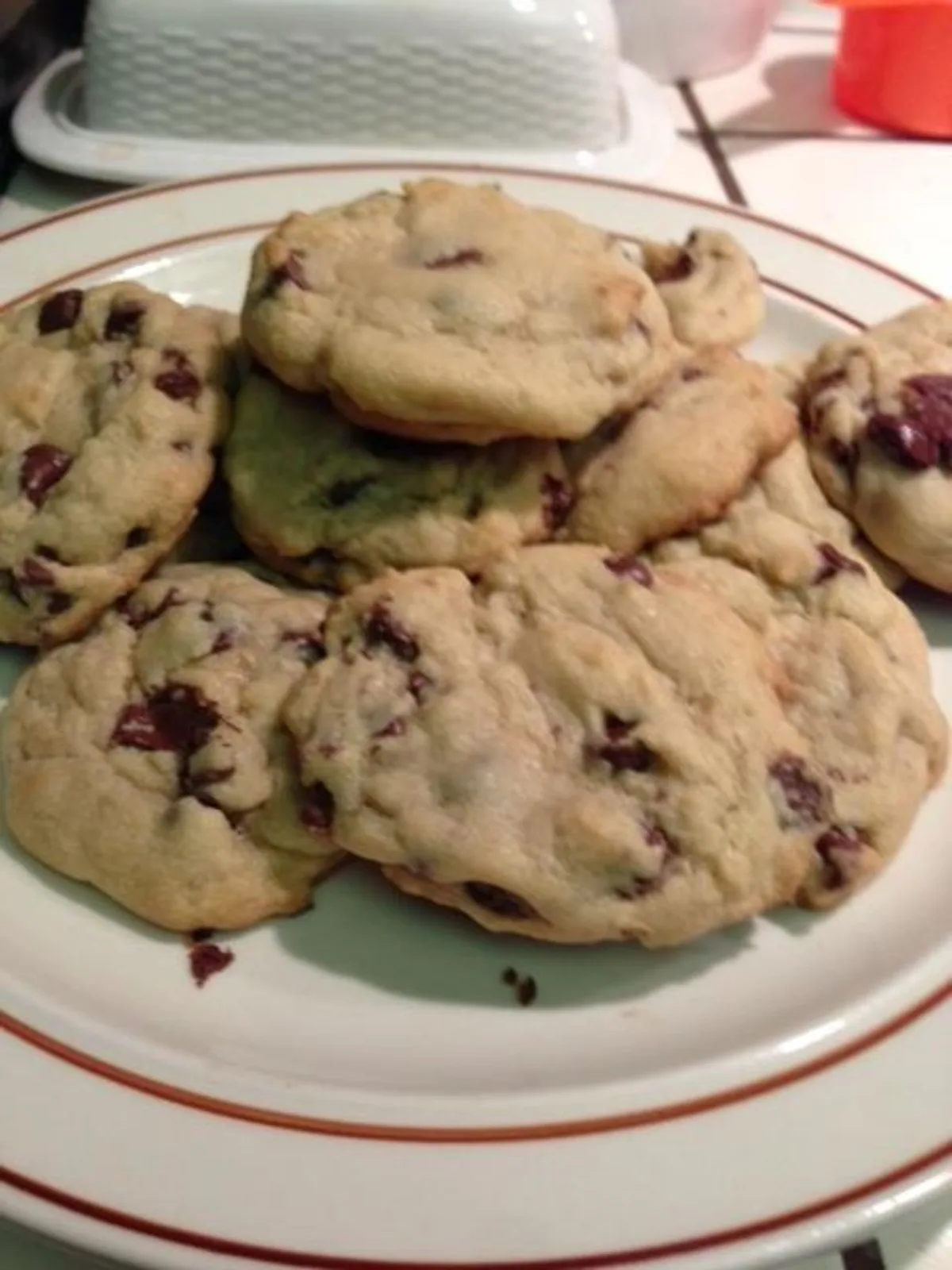 My Mom's BEST Chocolate Chip Cookies