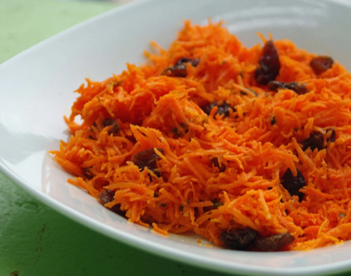 No Fat Carrot Raisin Salad