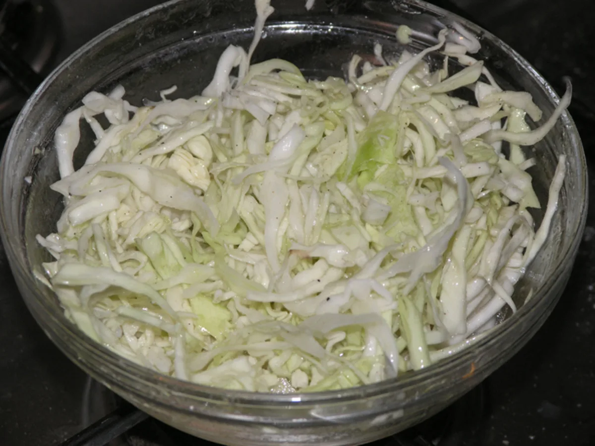 North Croatian Simple White Cabbage Salad