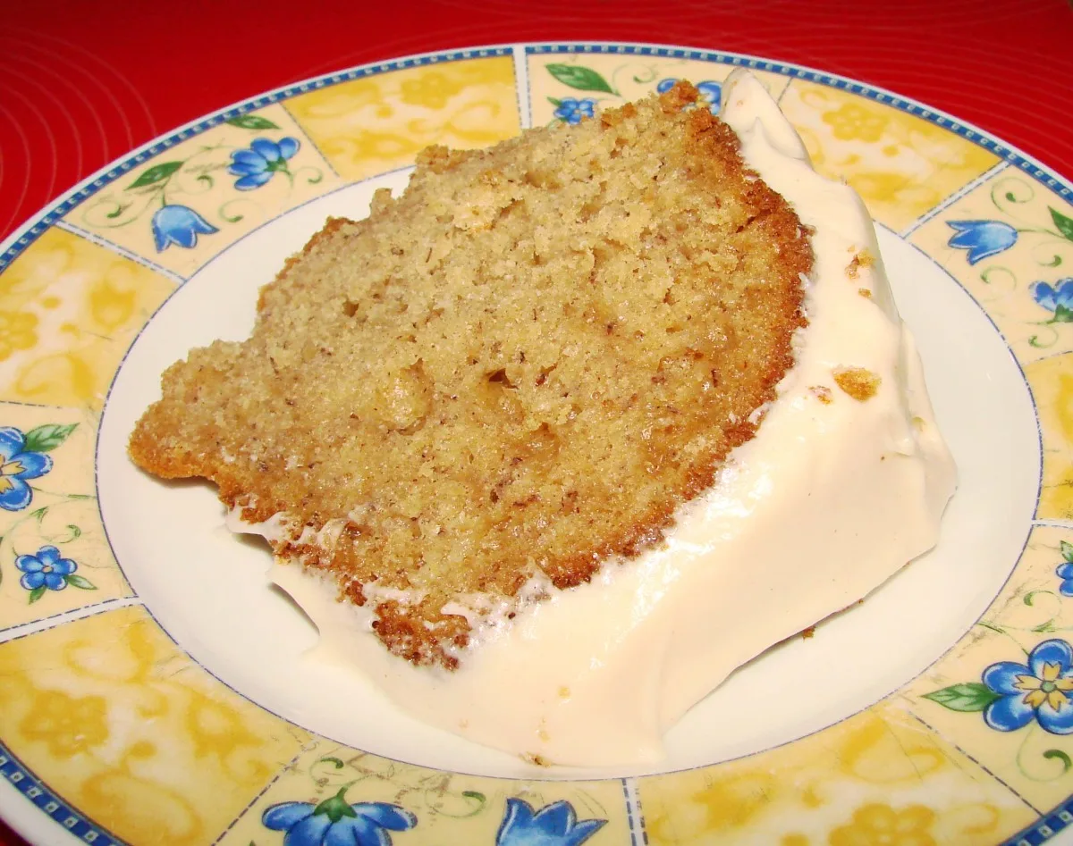 One Bowl Hummingbird Cake