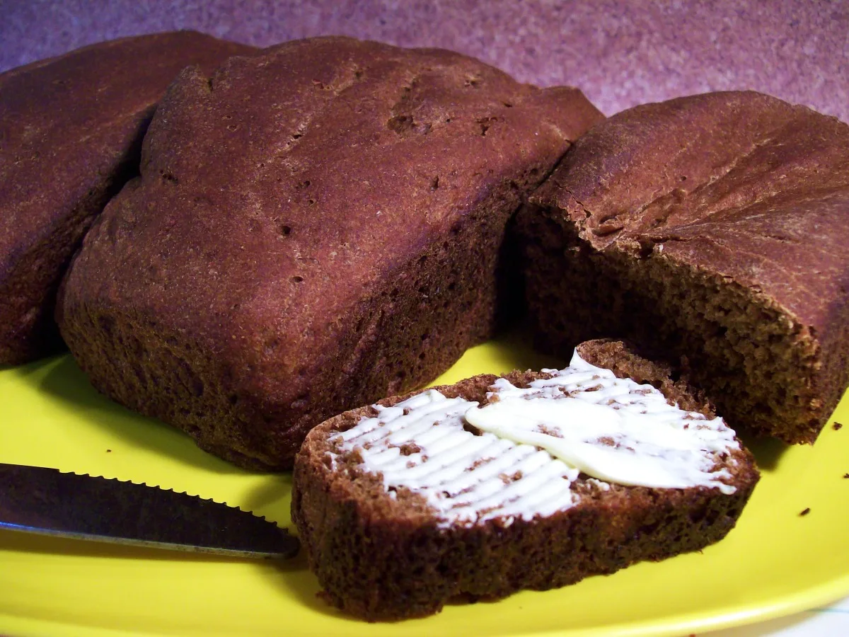Outback Steakhouse-Style Dark Bread