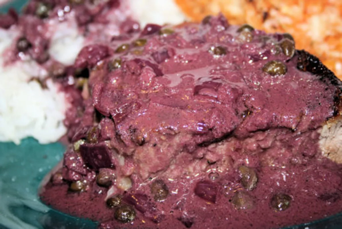Pan-Seared Filet Mignon With Caper Sauce