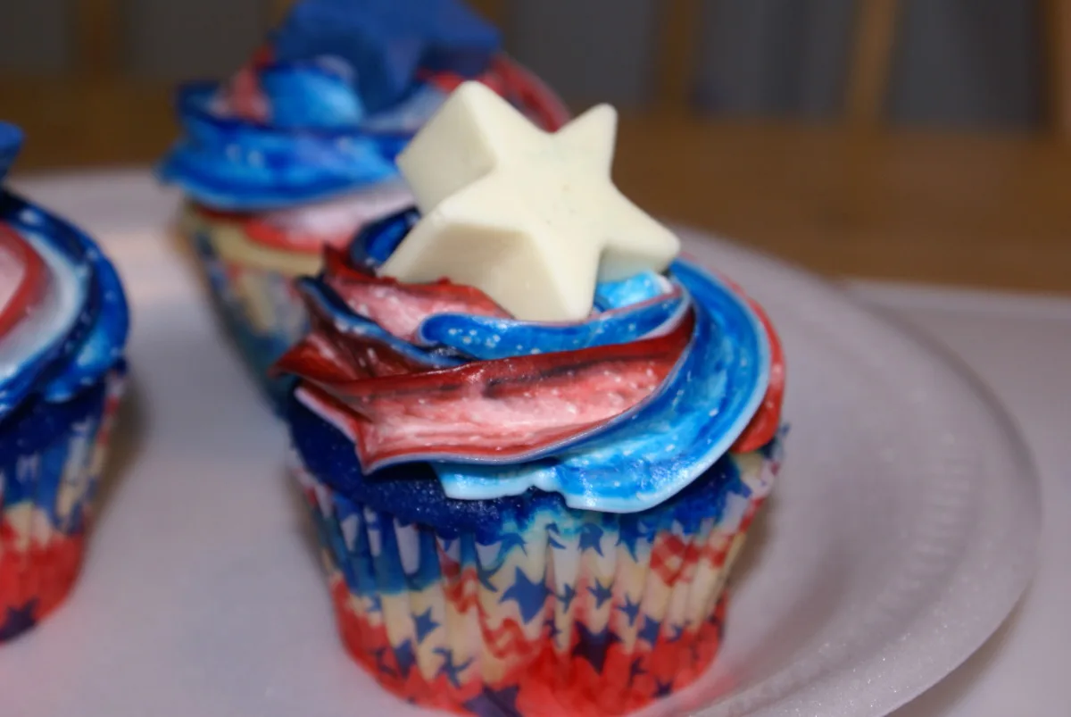 Patriotic 4th of July Cupcakes