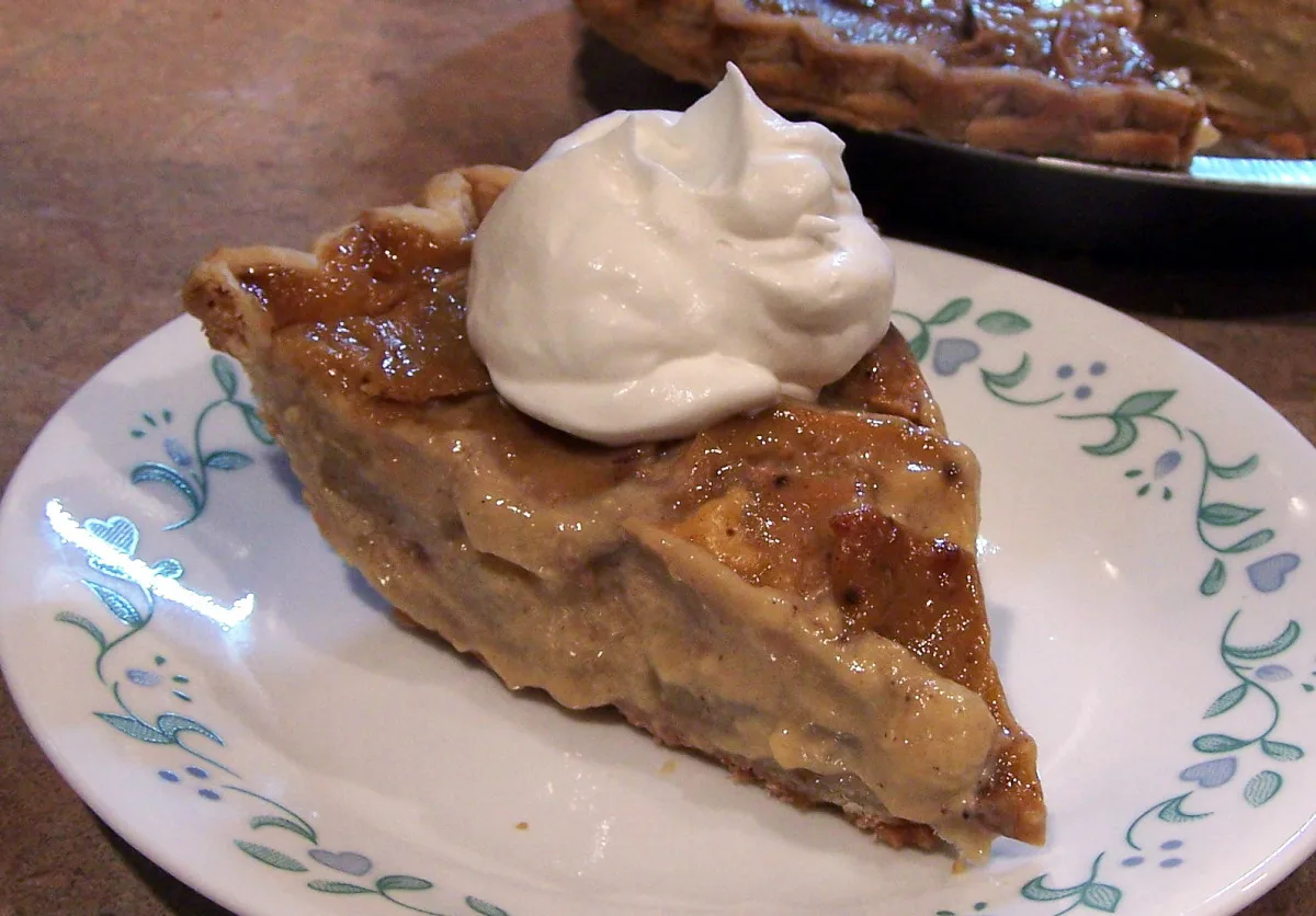 Peach Sour Cream Pie