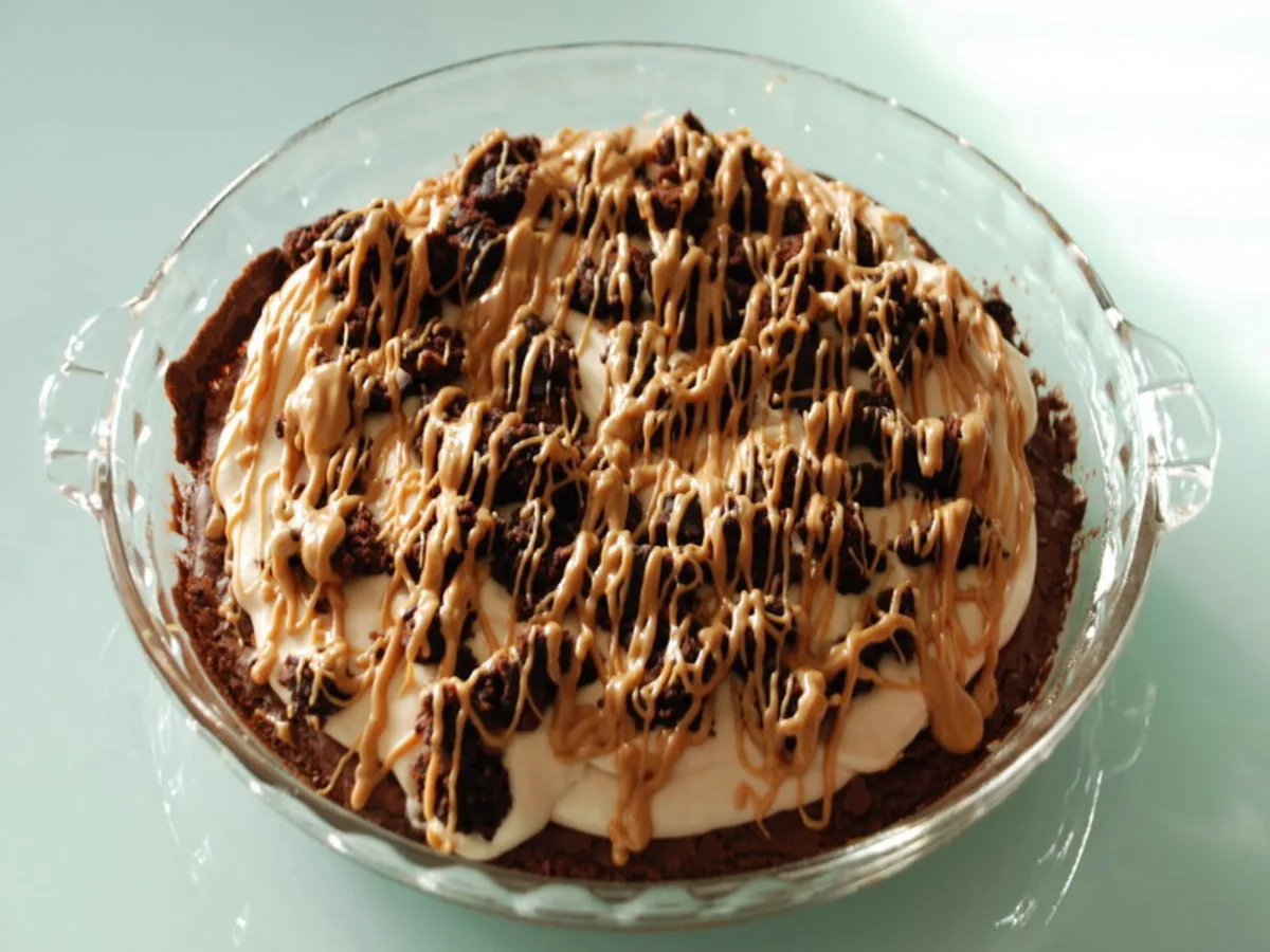 Peanut Butter Brownie Pie