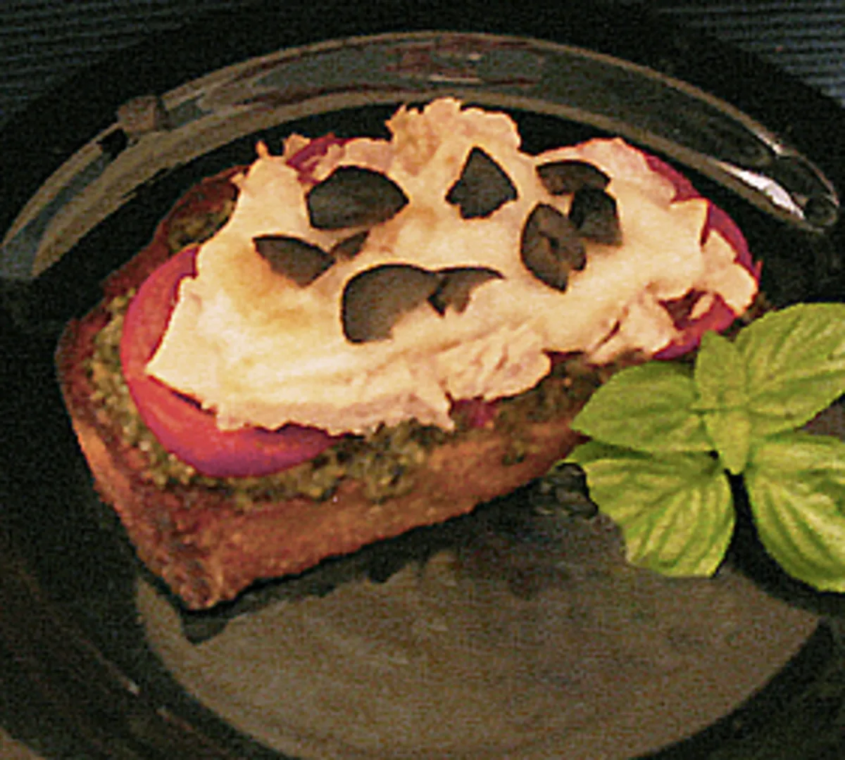 Pesto Tuna Melts