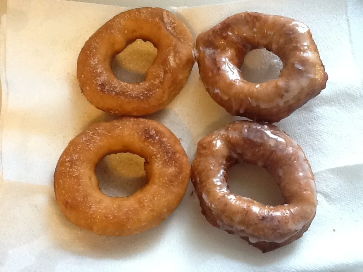 Pillsbury Grands Doughnuts (Bakery Size)