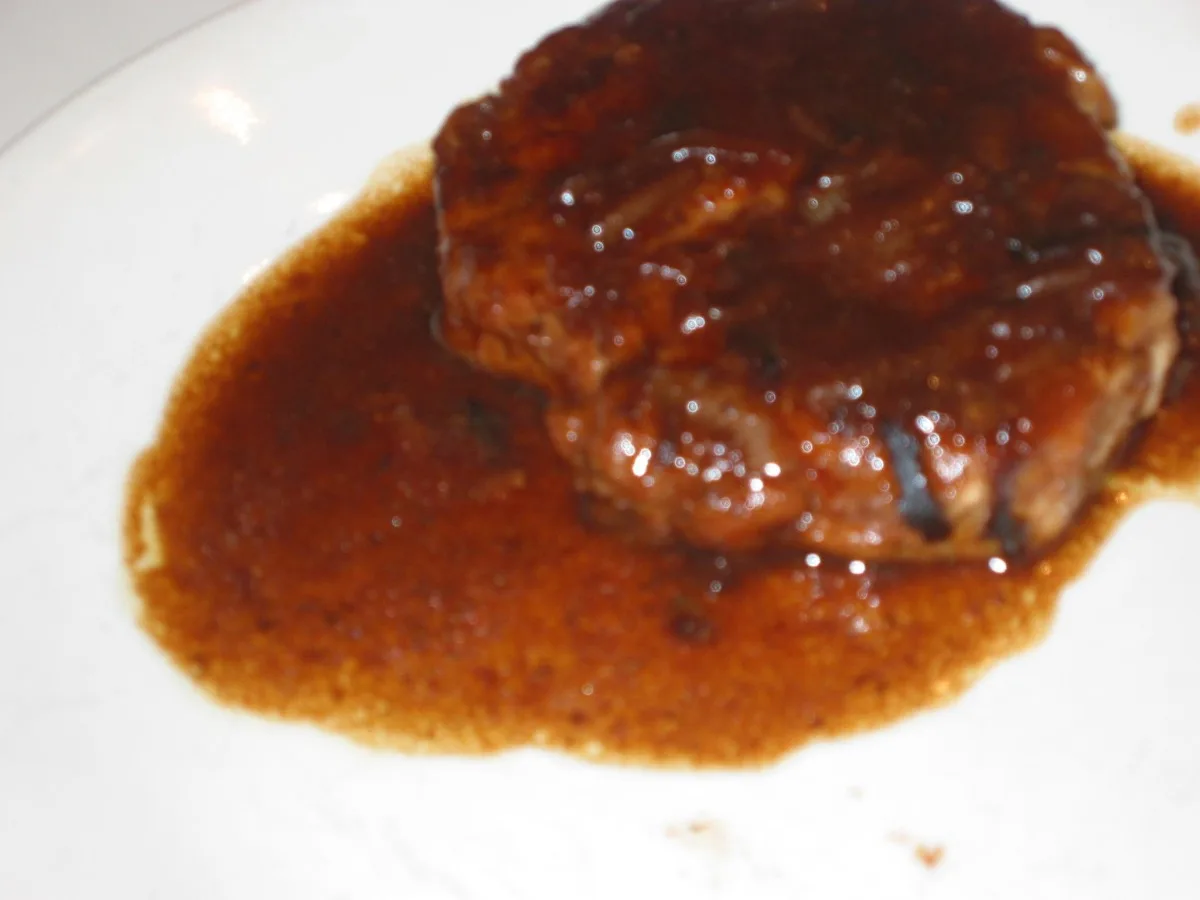 Pork Chops in Onion sauce