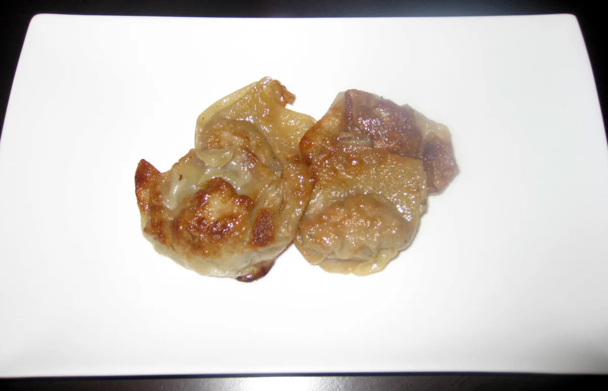 Pork Gyoza (Pot Sticker Dumplings)