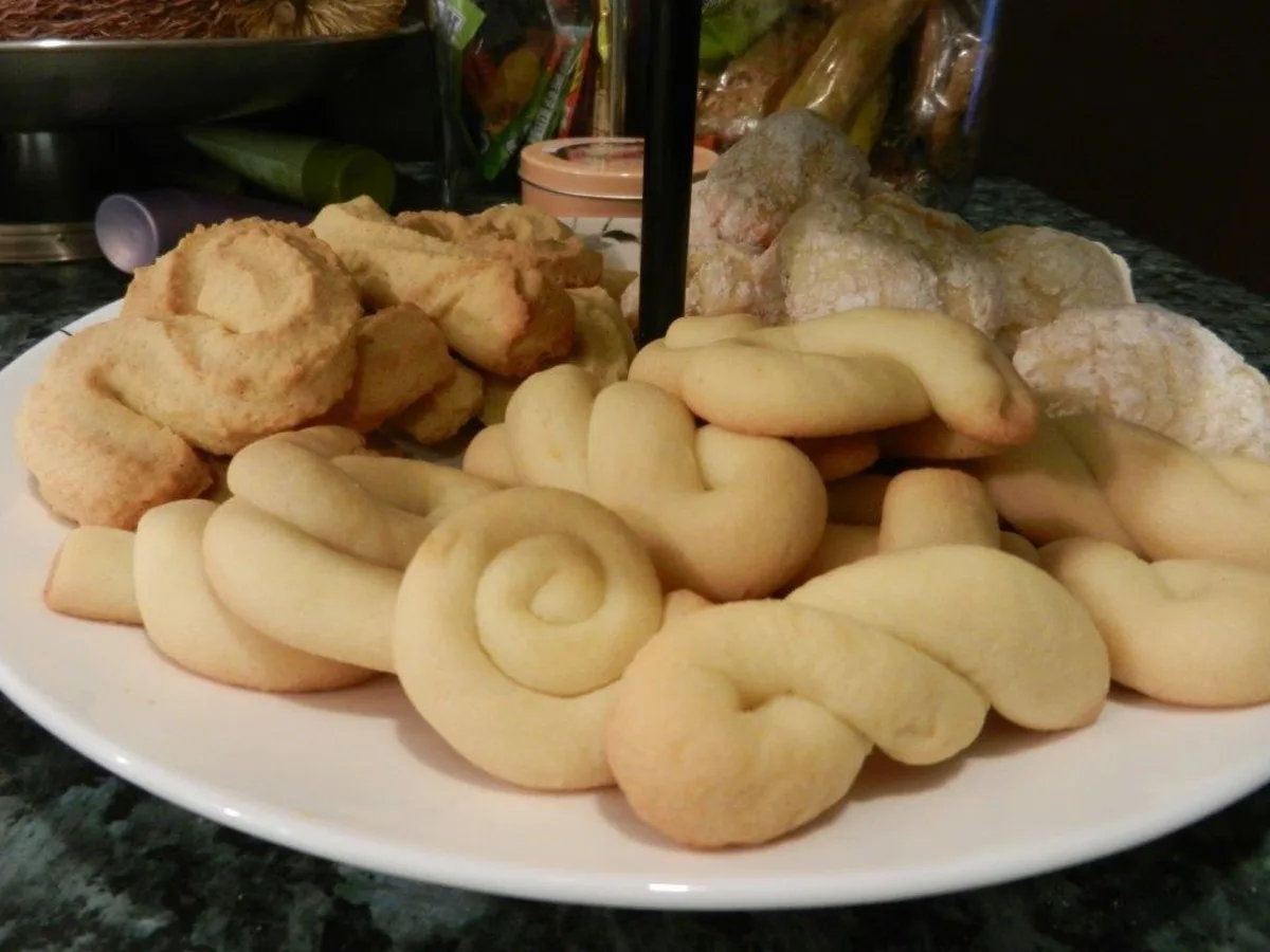 Portuguese Dry Rings (Rosquilbas Secas)