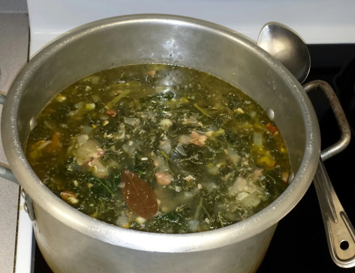 Portuguese Holy Ghost Soup Sopas Do Espírito Santo (Terce