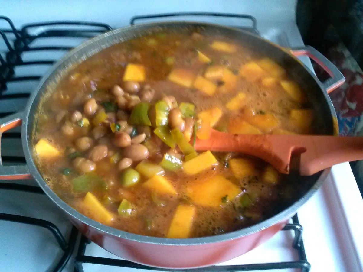 Пуерториканські боби (Habichuelas Guisadas)
