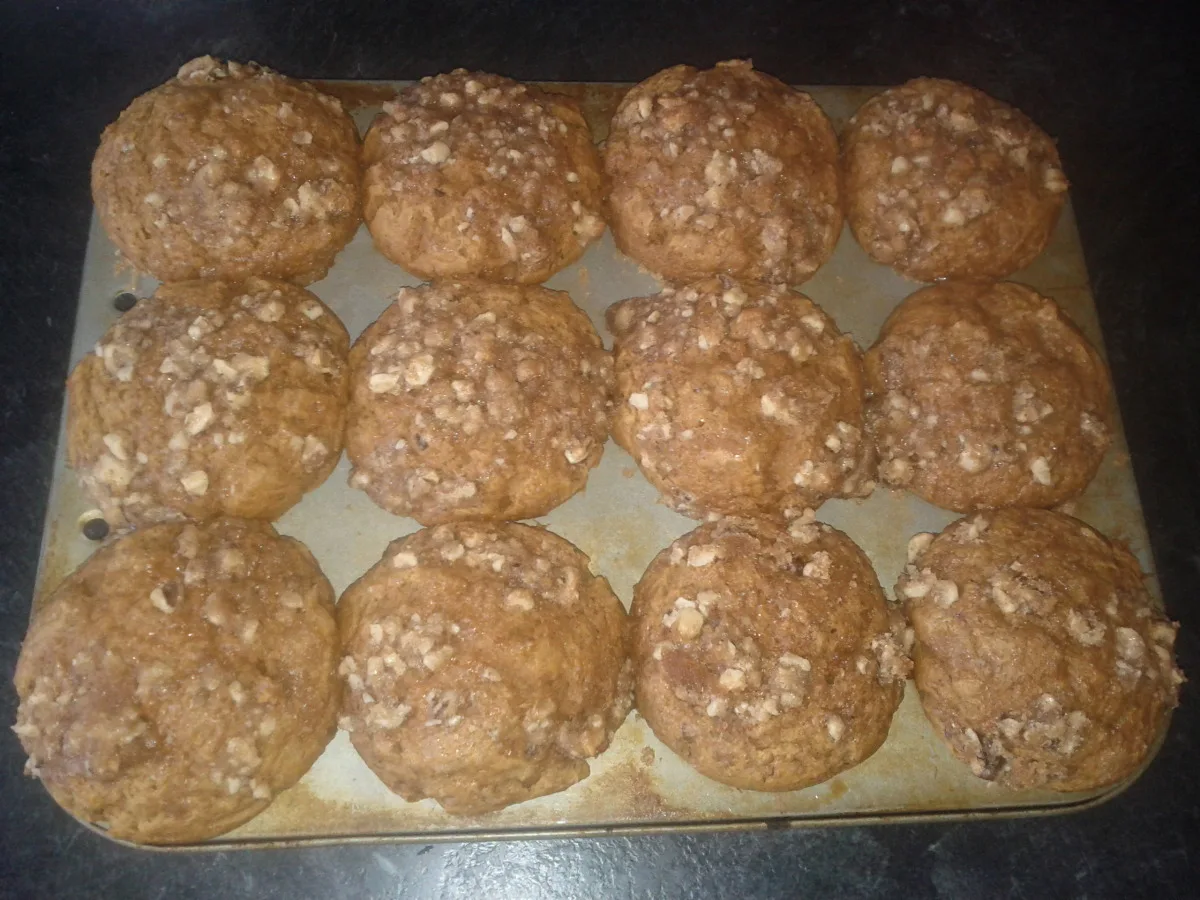 Pumpkin Spice Muffins (Like Dunkin Donuts)