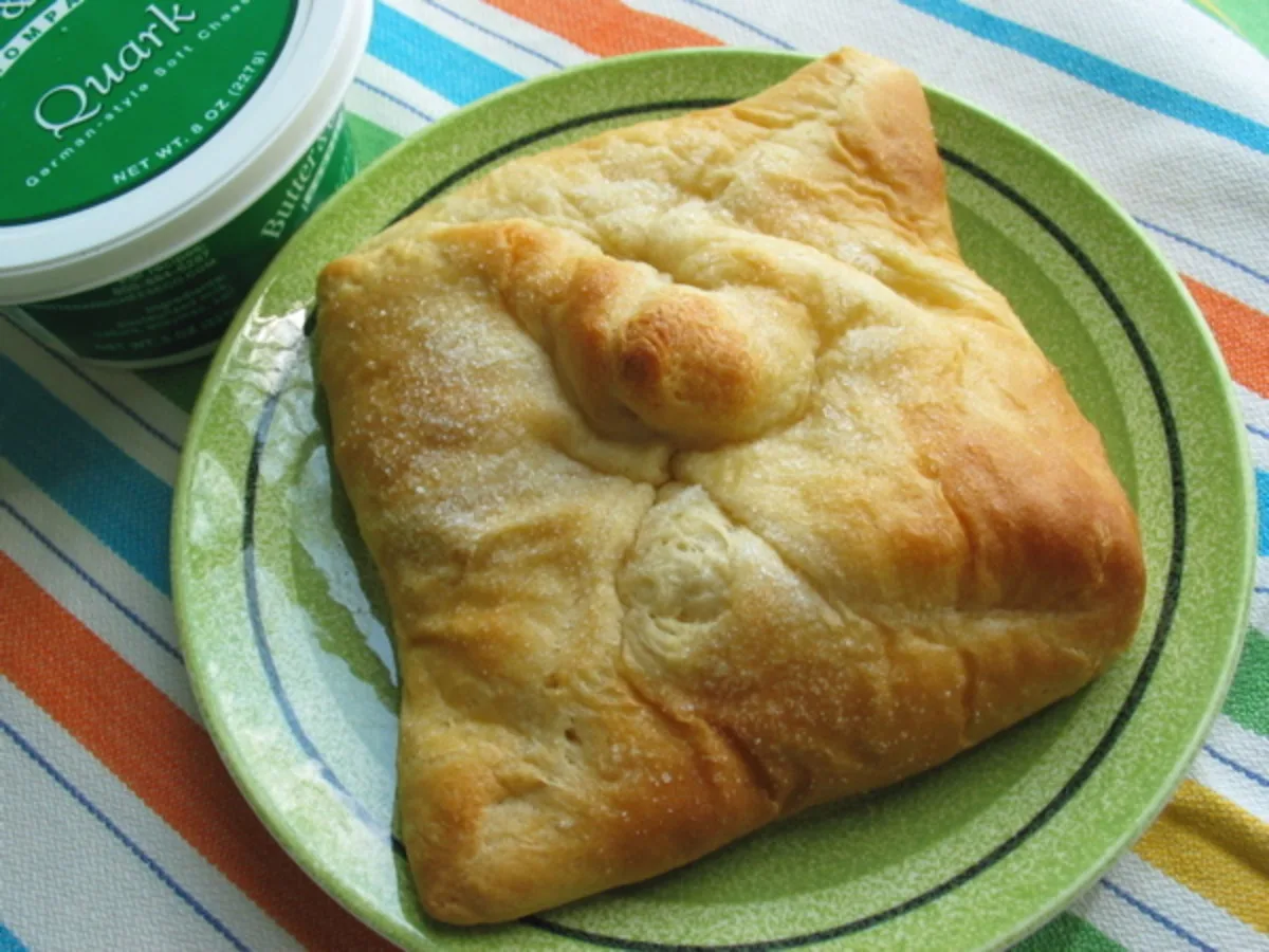 Quark-tasche ( German Cheese Pastry )