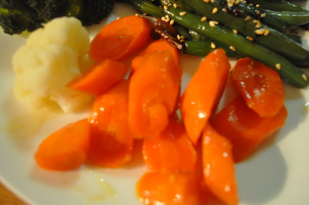 Quick & Easy Honey/Lemon Baby Carrots