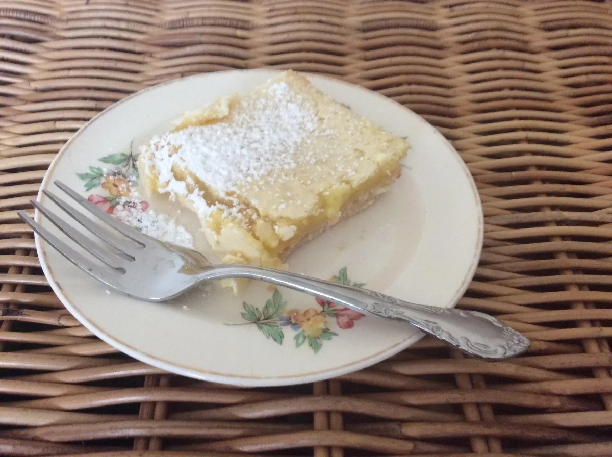 Realemon Lemon Squares