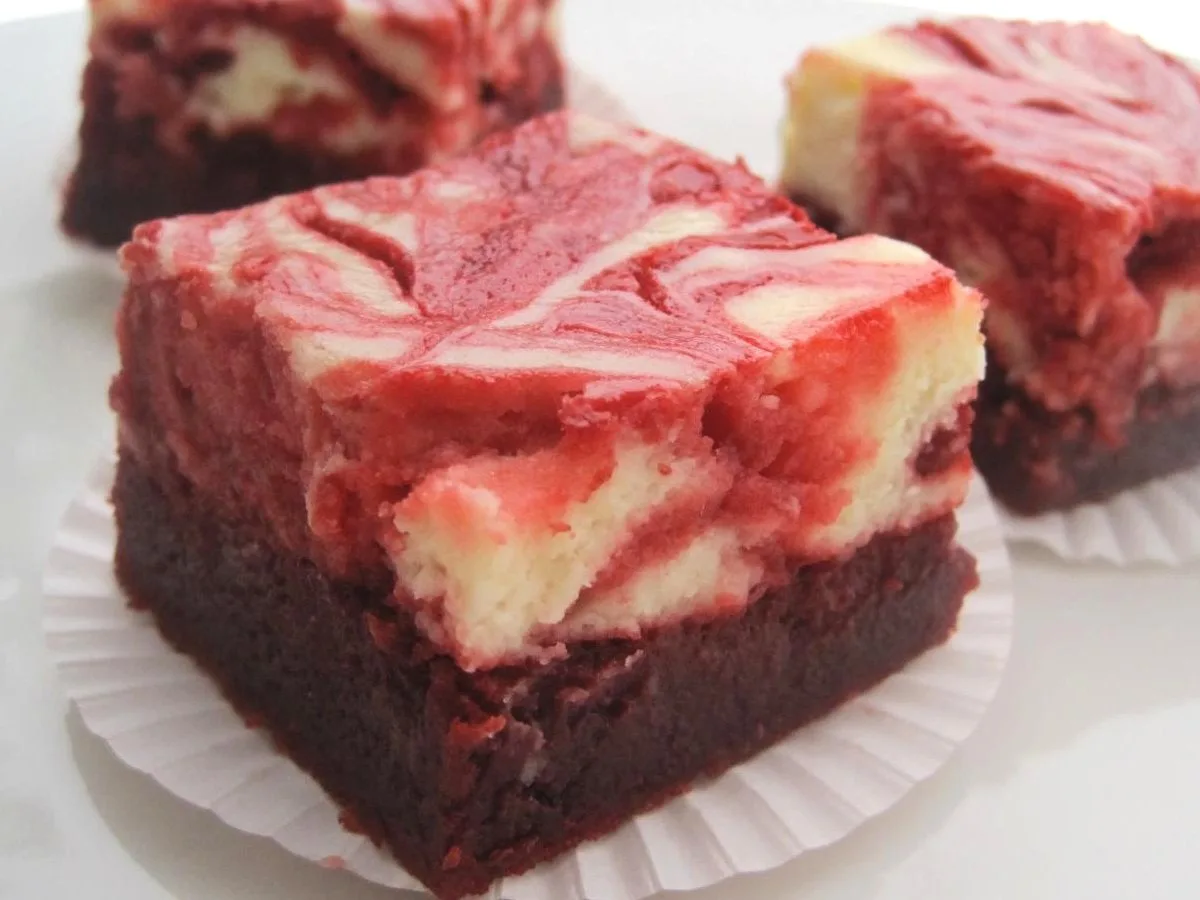Red Velvet Cheesecake Swirl Brownies