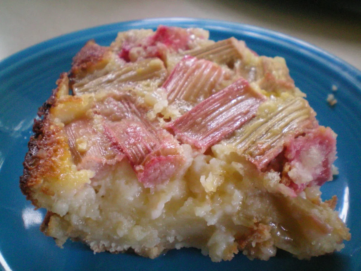 Rhubarb Cream Squares