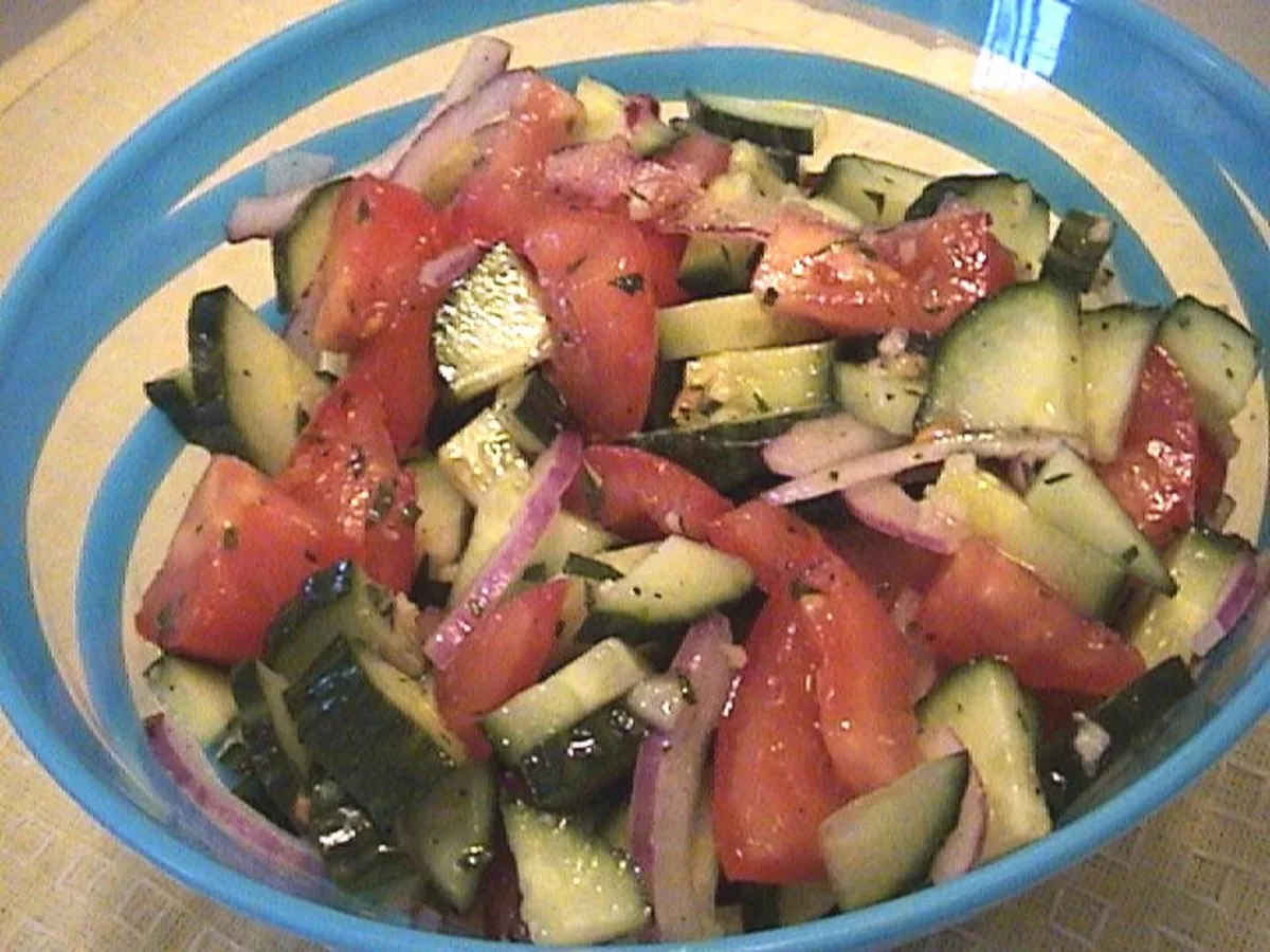 Salad-E Shirazi: Tomato Cucumber Salad