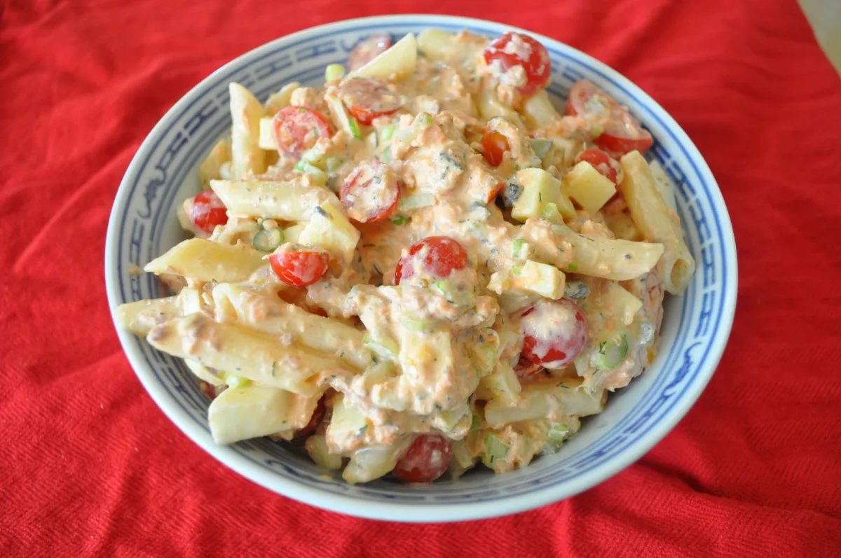 Creamy Salmon Macaroni Salad
