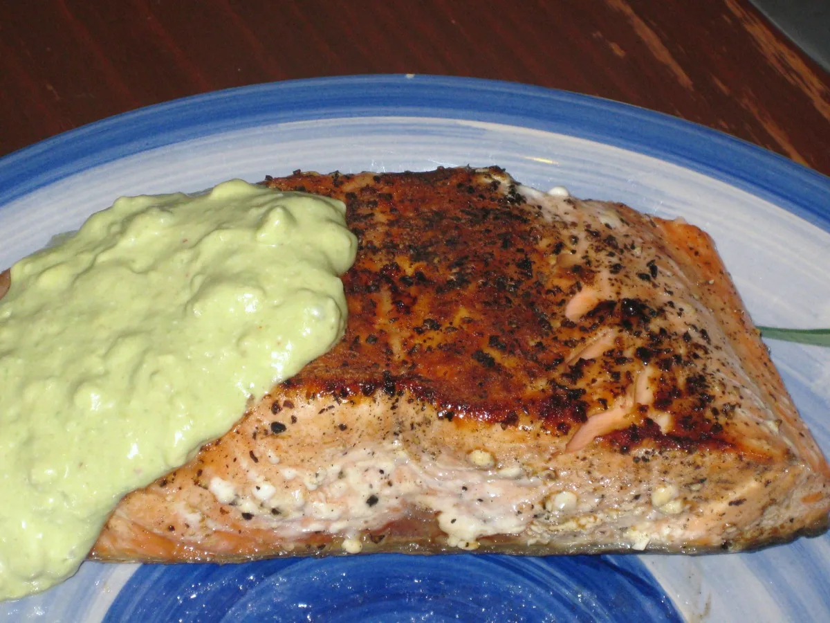 Salmon With Creamy Avocado Sauce
