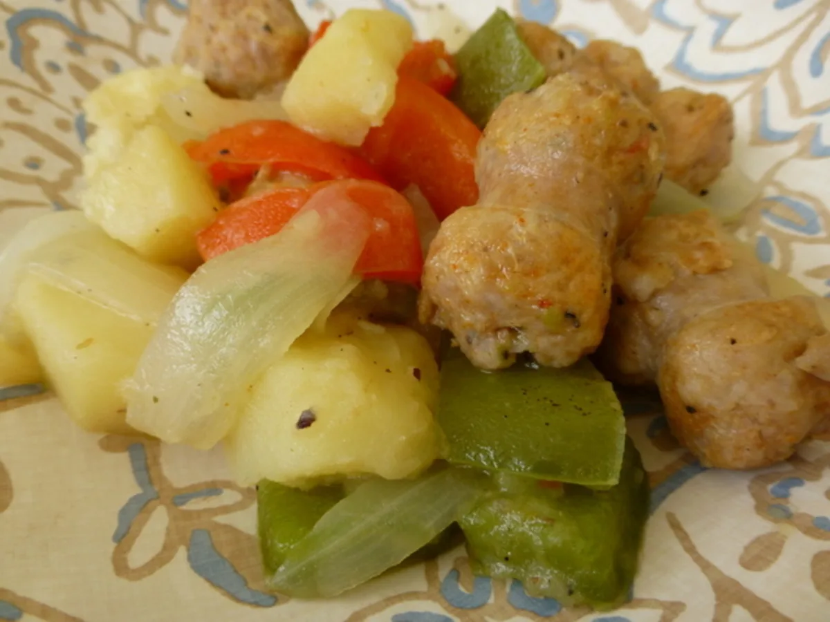 Sausage, Pepper and Potato Skillet