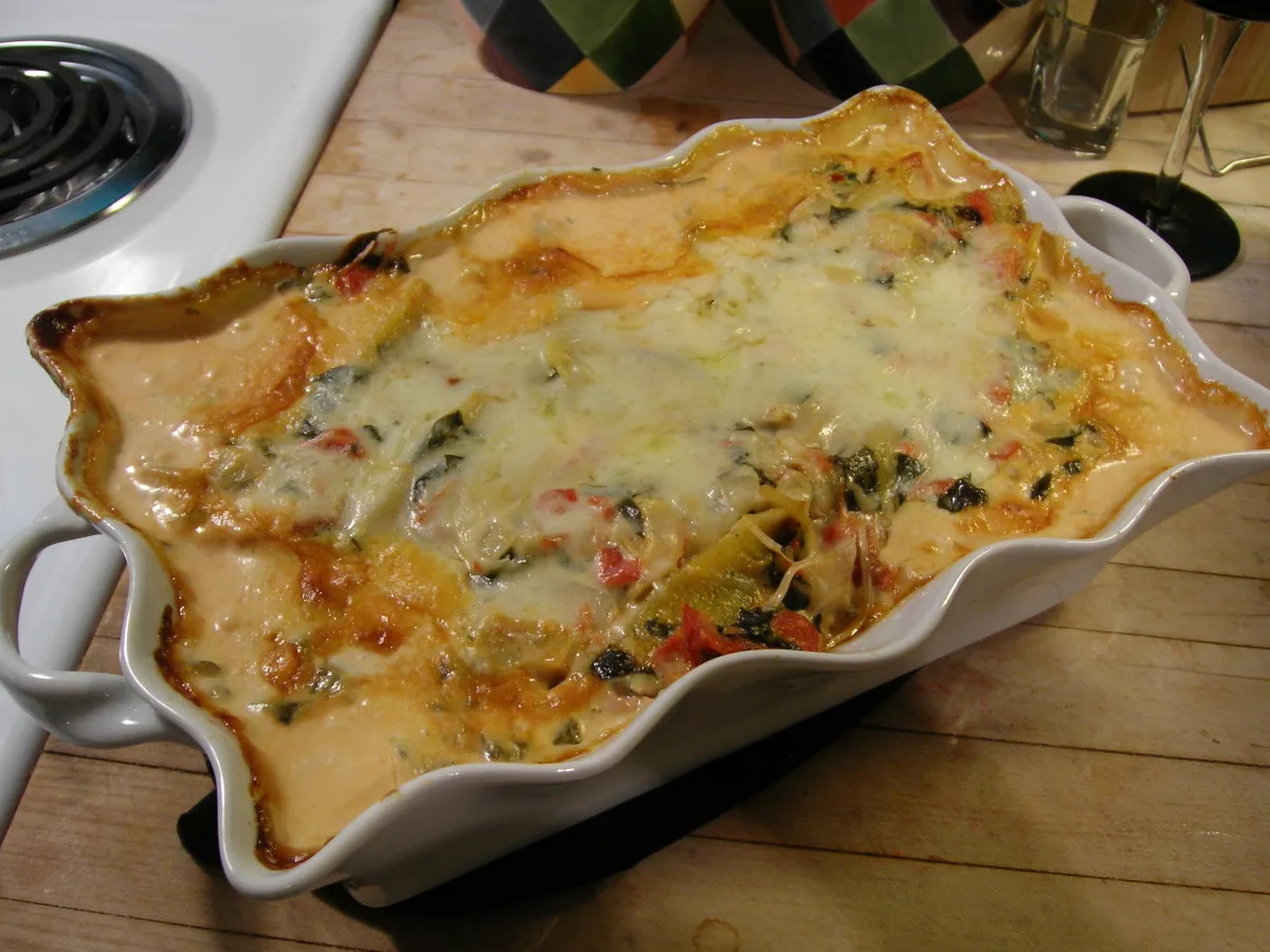 Sausage & Spinach Stuffed Shells in Tomato Basil Cream Sauce