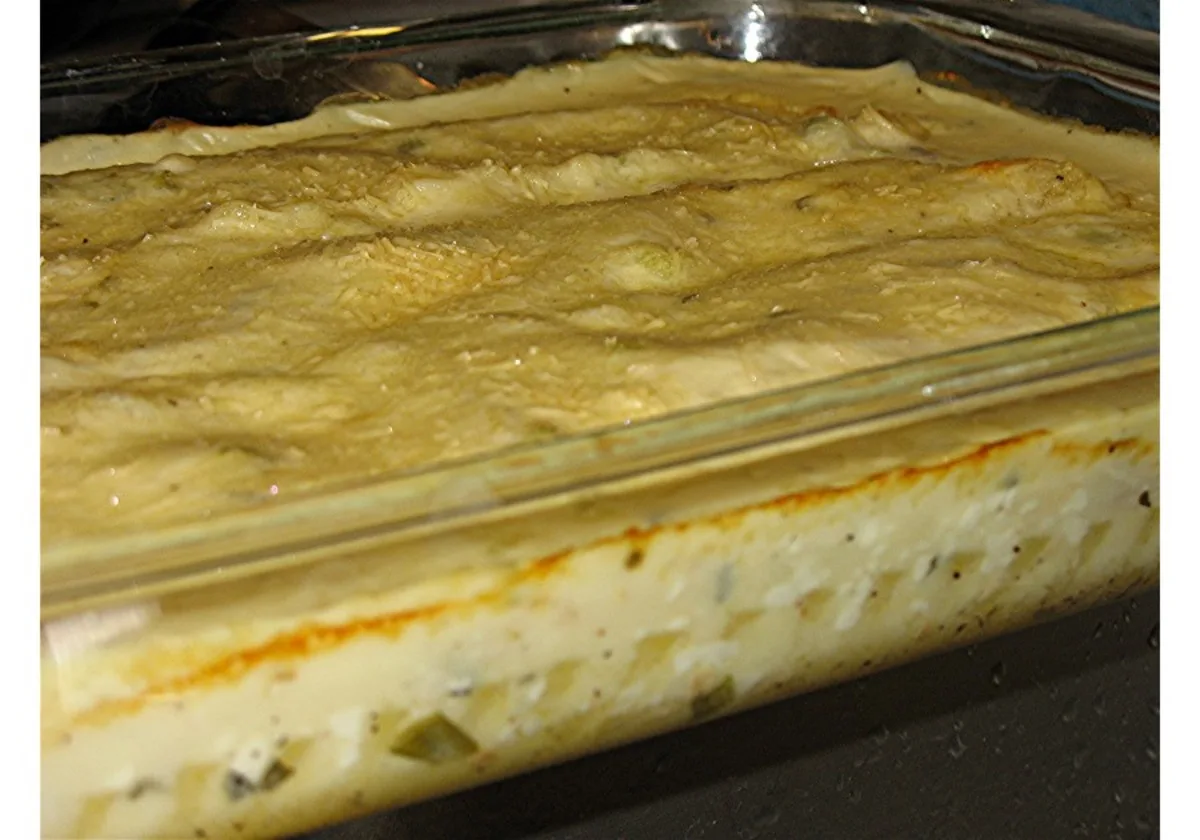 Лазанья з морепродуктами та творогом